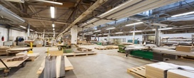 O PMI da ind�stria manufatureira ficou em 52,7 por cento, o setor madeireiro apresentou queda enquanto o setor moveleiro ganhou for�a.